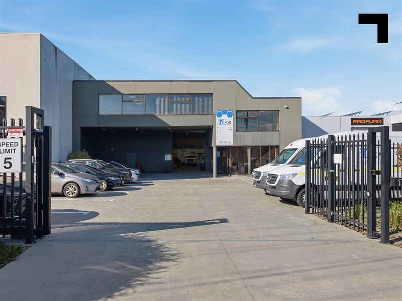 17 Ceylon Street, Nunawading