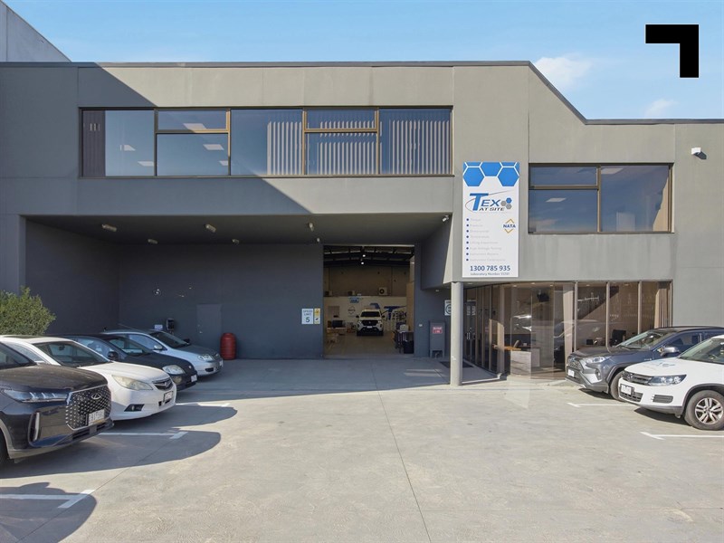 17 Ceylon Street, Nunawading