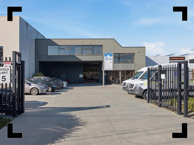 17 Ceylon Street, Nunawading