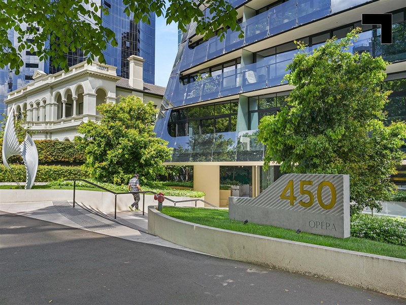 Ground Floor/450 St Kilda Road, Melbourne