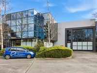 2/182 Rooks Road, Vermont