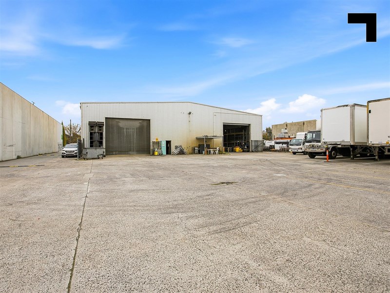 1 & 2/251-253 Hyde Street, Yarraville