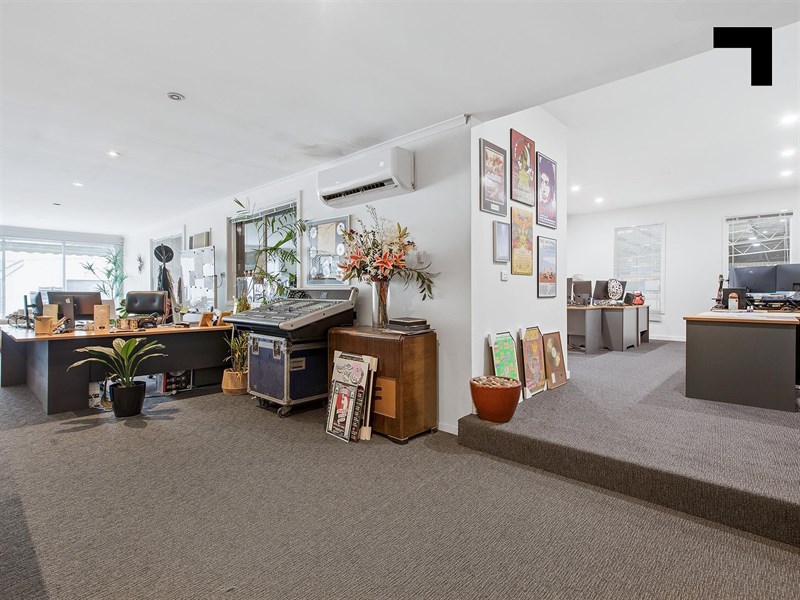 1 & 2/251-253 Hyde Street, Yarraville