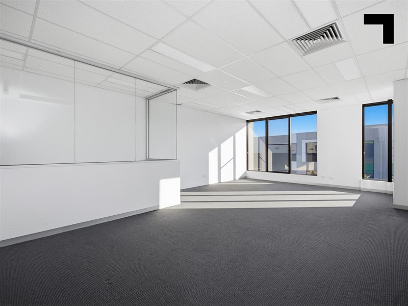 33/105 Cochranes Road, Moorabbin