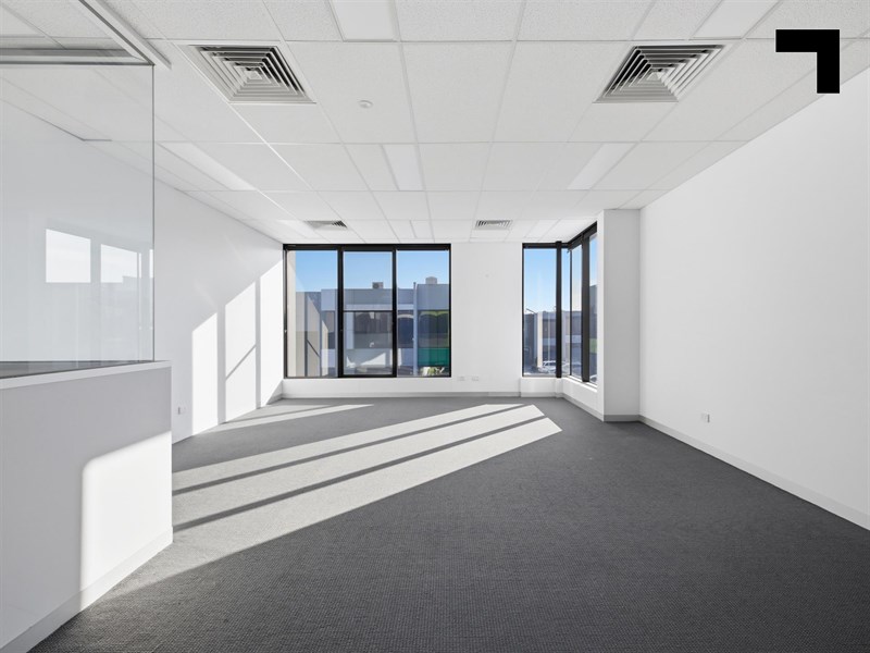 33/105 Cochranes Road, Moorabbin