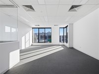 33/105 Cochranes Road, Moorabbin