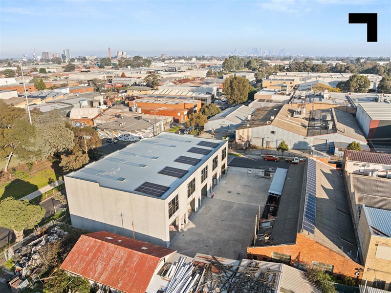 62 Bakers Road, Coburg