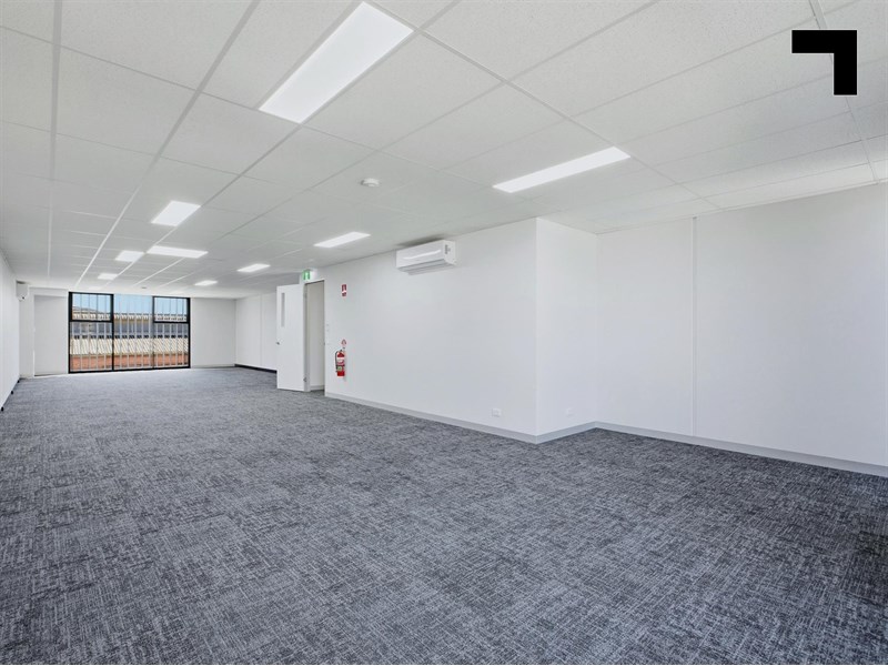 62 Bakers Road, Coburg
