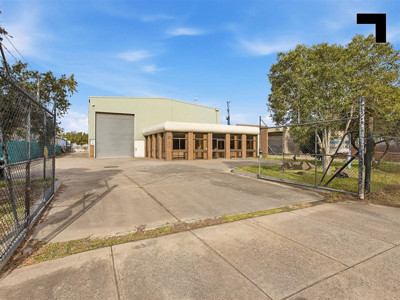 23 McArthurs Road, Altona North