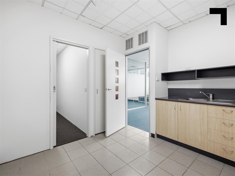23/3 Westside Avenue, Port Melbourne