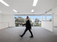32-34 Lindon Court, Tullamarine