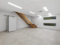 32-34 Lindon Court, Tullamarine