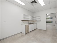 32-34 Lindon Court, Tullamarine