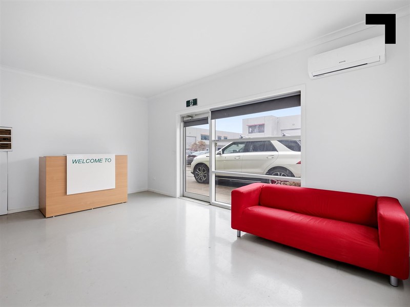 7/463A Somerville Road, Brooklyn