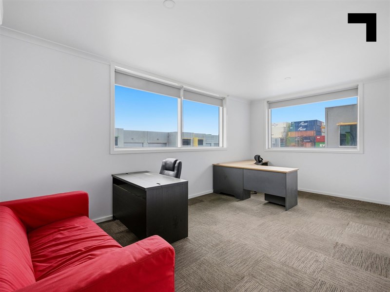 7/463A Somerville Road, Brooklyn