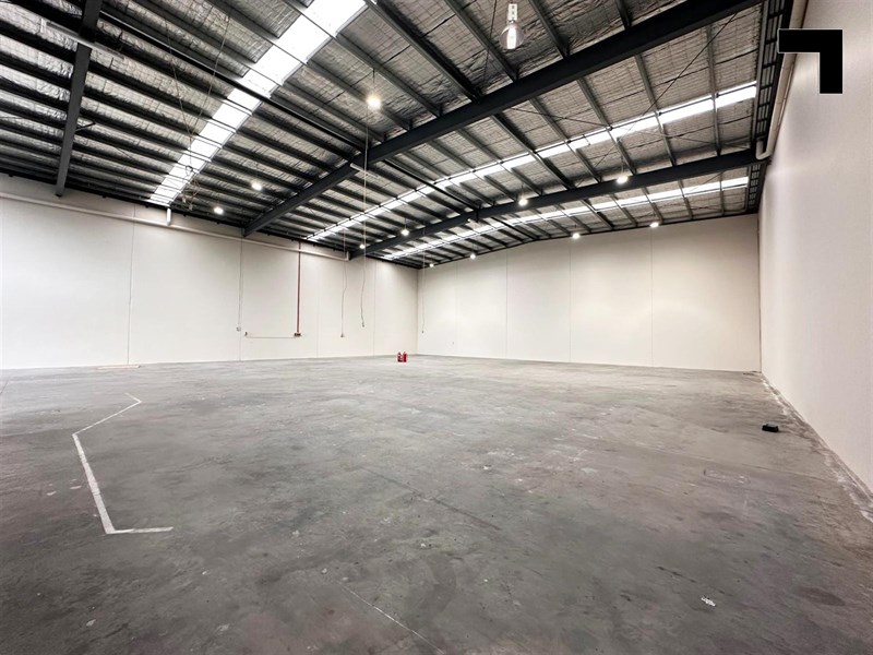26 Lillee Crescent, Tullamarine