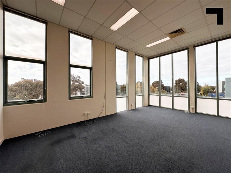 26 Lillee Crescent, Tullamarine