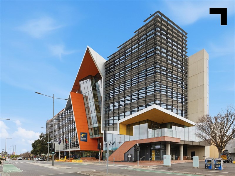 8 & 9/320 Hampshire Road, Sunshine