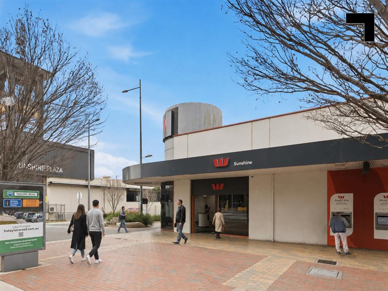 8 & 9/320 Hampshire Road, Sunshine