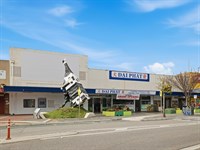 8 & 9/320 Hampshire Road, Sunshine