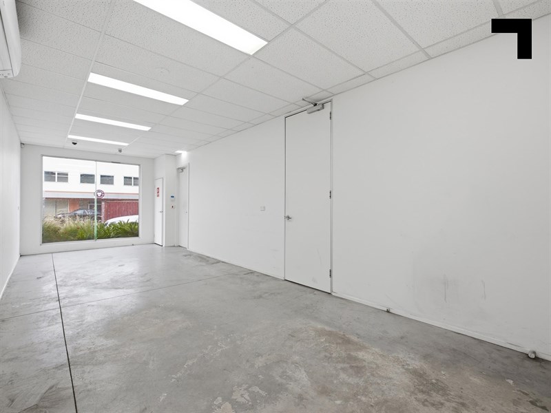 10/51 Moreland Road, Coburg