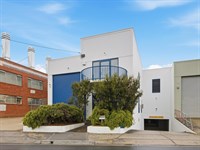 14 Stirling Crescent, Surrey Hills