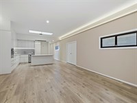 2/144 Argus Street, Cheltenham
