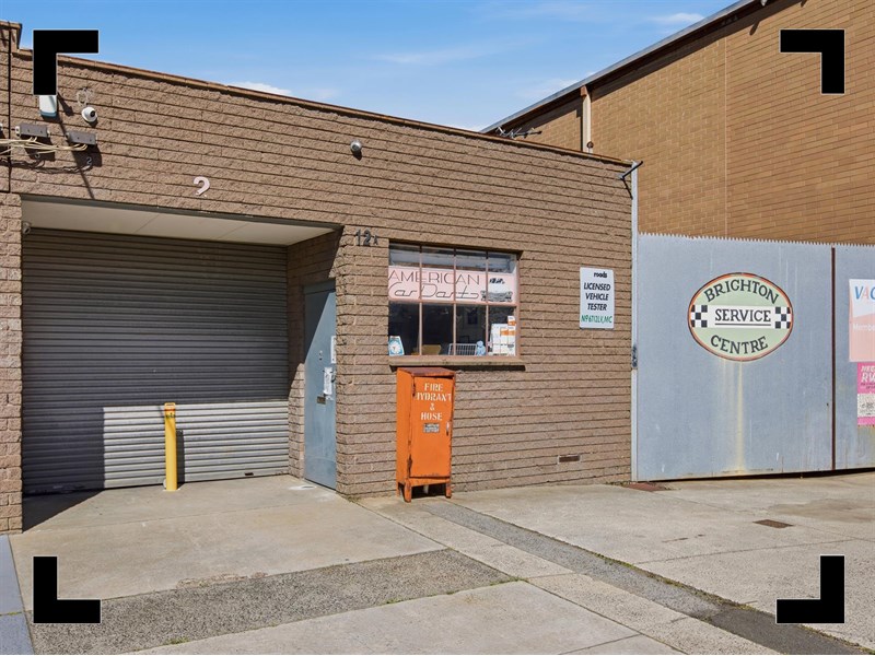 2/12 Joel Court, Moorabbin