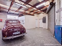 2/12 Joel Court, Moorabbin