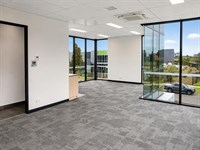 2/24 Rockfield Way, Ravenhall
