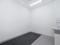 Ground Floor/206 Buckley Street, Essendon