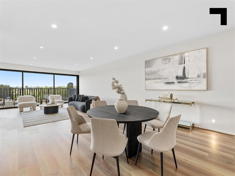 245 Belmore Road, Balwyn North