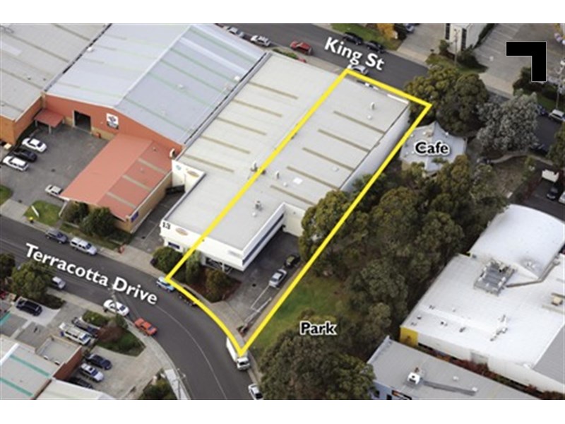 15 Terra Cotta Drive and King Street, Blackburn