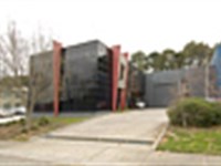 11 Redland Drive, Mitcham