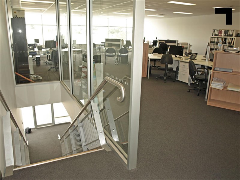 18 Corporate Boulevard, Bayswater