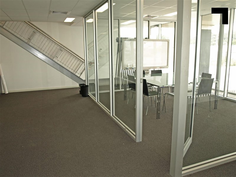 18 Corporate Boulevard, Bayswater
