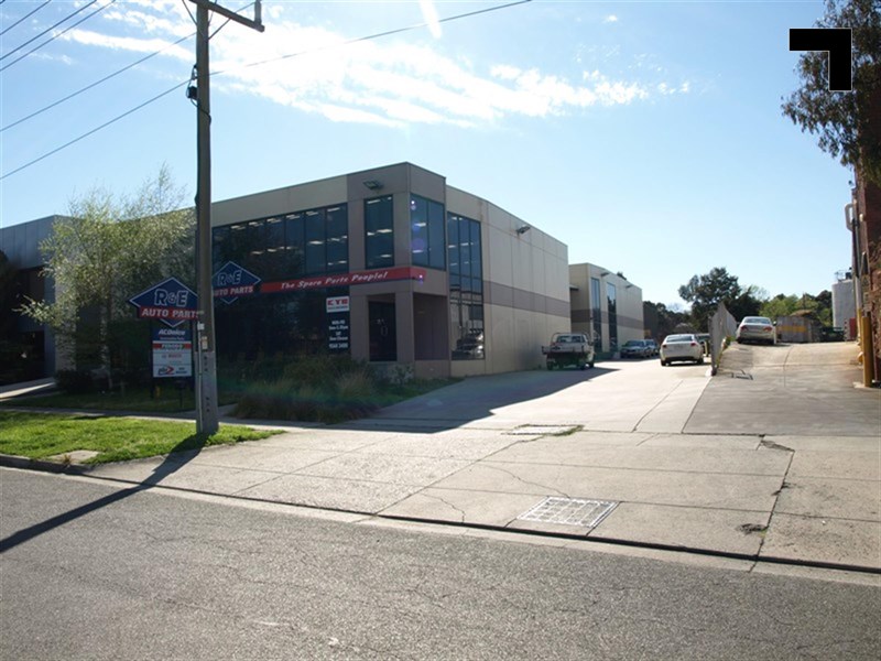12B Aristoc Road, Glen Waverley