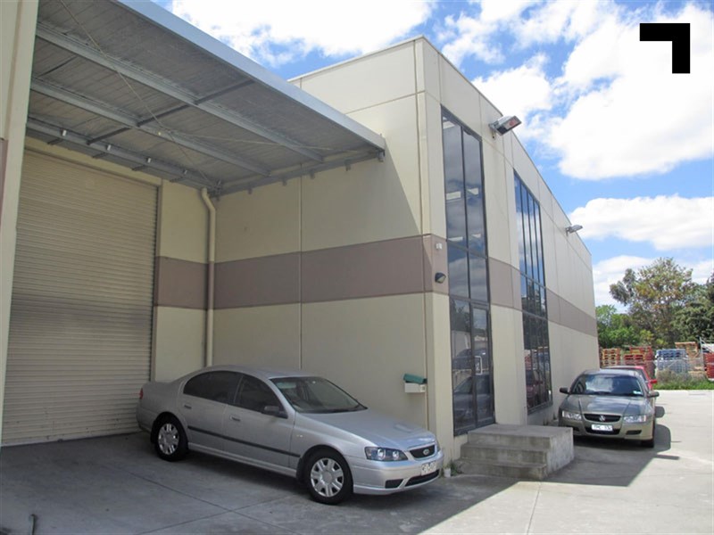 12B Aristoc Road, Glen Waverley