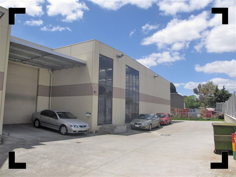 12B Aristoc Road, Glen Waverley