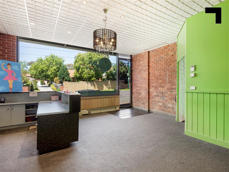 705 Whitehorse Road, Mont Albert