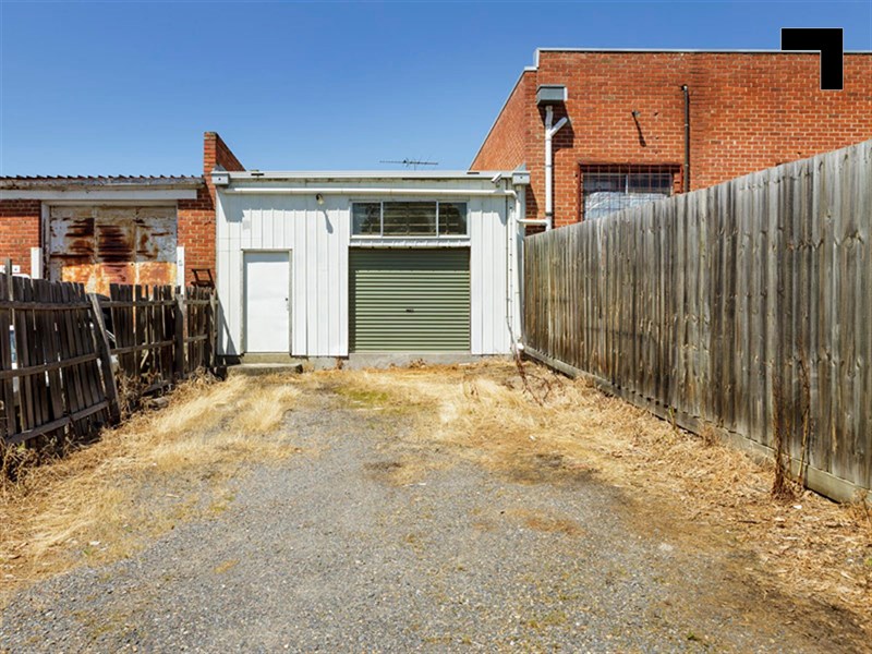 705 Whitehorse Road, Mont Albert