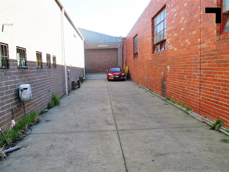 152 Cowper Street, Footscray