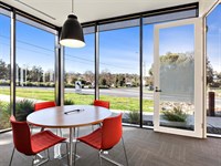 2 Corporate Boulevard, Bayswater
