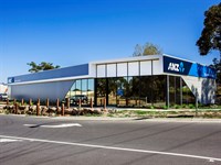 2 Corporate Boulevard, Bayswater