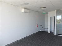 52/22-30 Wallace Avenue, Point Cook